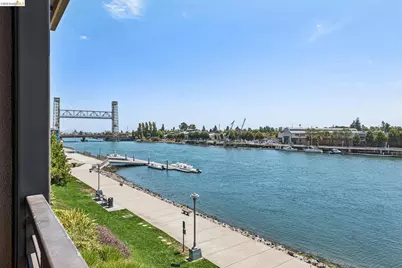2861 Regatta Dr, Oakland, CA 94601 - Photo 8