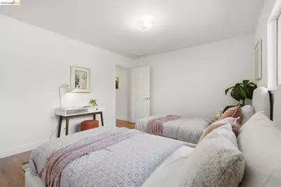 12 Teakwood Ct, San Rafael, CA 94901 - Photo 26