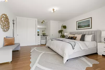 12 Teakwood Ct, San Rafael, CA 94901 - Photo 36