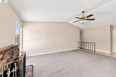 2467 Hibiscus Dr, Hayward, CA 94545 - Photo 12