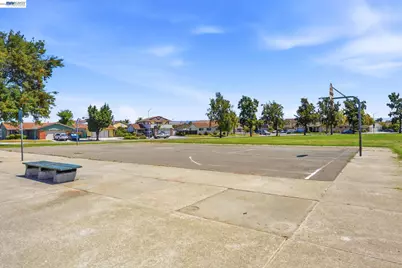 2467 Hibiscus Dr, Hayward, CA 94545 - Photo 42