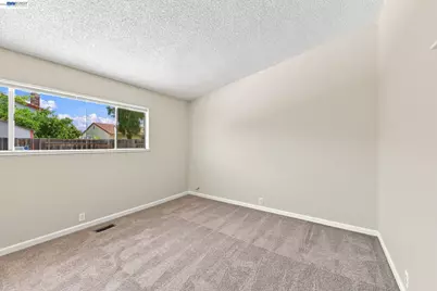 2467 Hibiscus Dr, Hayward, CA 94545 - Photo 24