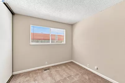 2467 Hibiscus Dr, Hayward, CA 94545 - Photo 30