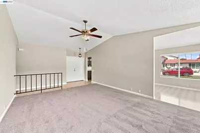 2467 Hibiscus Dr, Hayward, CA 94545 - Photo 10