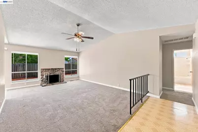 2467 Hibiscus Dr, Hayward, CA 94545 - Photo 8