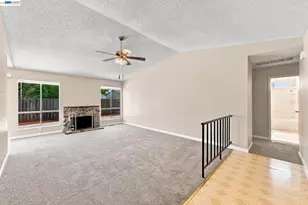 2467 Hibiscus Dr, Hayward, CA 94545 - Photo 8