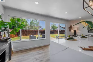 33457 Caliban Dr, Fremont, CA 94555 - Photo 12