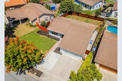 33457 Caliban Dr, Fremont, CA 94555 - Photo 32