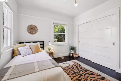 1409 66th St, Berkeley, CA 94702 - Photo 28