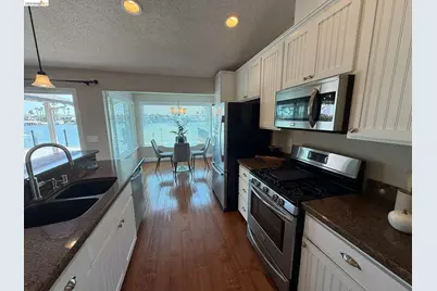 381 Discovery Bay Blvd, Discovery Bay, CA 94505 - Photo 10