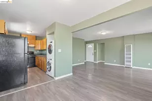 2562 60th Ave, Oakland, CA 94605 - Photo 10