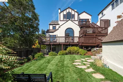 330 Wildwood Avenue, Piedmont, CA 94611 - Photo 36