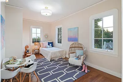 330 Wildwood Avenue, Piedmont, CA 94611 - Photo 22