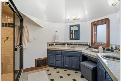 330 Wildwood Avenue, Piedmont, CA 94611 - Photo 26