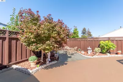 15015 Milford St, San Leandro, CA 94579 - Photo 30