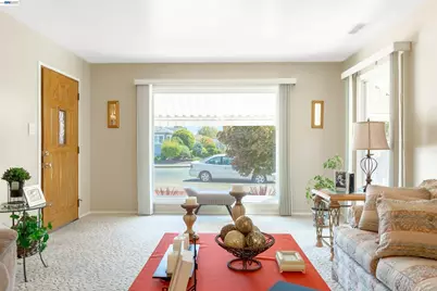 15015 Milford St, San Leandro, CA 94579 - Photo 6