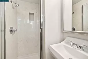 13933 Velarde Dr, San Leandro, CA 94578 - Photo 18