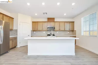 516 Spruce Way, Oakley, CA 94561 - Photo 4