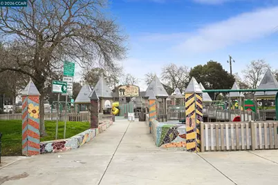 2710 Broadmoor Ave, Concord, CA 94520 - Photo 26