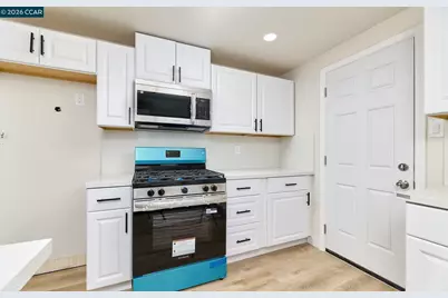 2117 Lopez Dr, Antioch, CA 94509 - Photo 10