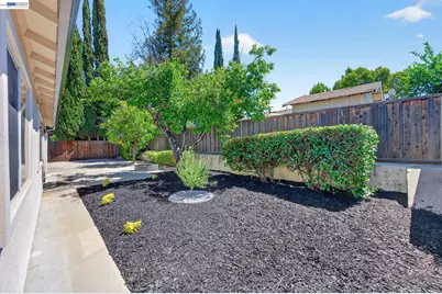 646 Joyce Street, Livermore, CA 94550 - Photo 34