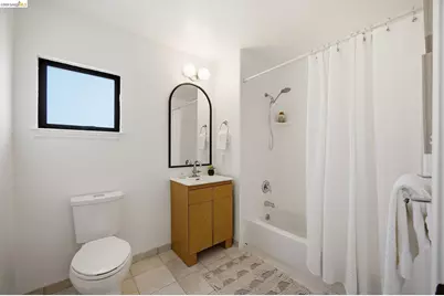 711 Walker Ave #202, Oakland, CA 94610 - Photo 36