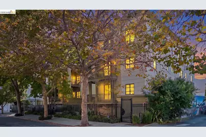 711 Walker Ave #202, Oakland, CA 94610 - Photo 1
