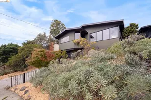 663 Grizzly Peak Blvd, Berkeley, CA 94708 - Photo 2