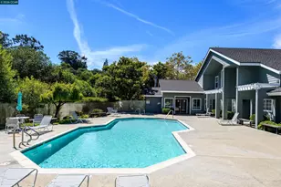 8020 Mountain View Dr, Pleasanton, CA 94588 - Photo 32