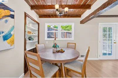 8382 Golf Links Rd, Oakland, CA 94605 - Photo 16