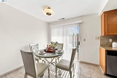 847 W Sunset Blvd #B, Hayward, CA 94541 - Photo 14