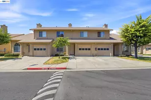 847 W Sunset Blvd, Hayward, CA 94541 - Photo 1