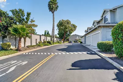 113 Harris Cir, Bay Point, CA 94565 - Photo 2