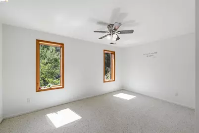 3265 Greenhills Dr, Lafayette, CA 94549 - Photo 32