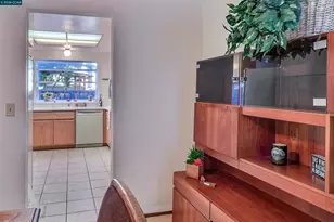 2811 St Joseph Dr, Concord, CA 94518 - Photo 14