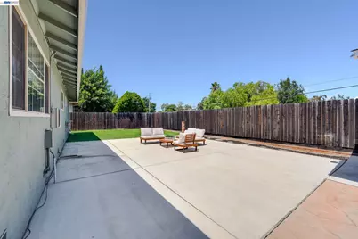 1158 Polson Cir, Martinez, CA 94553 - Photo 32