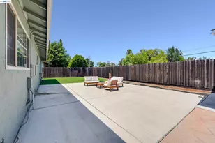 1158 Polson Cir, Martinez, CA 94553 - Photo 32