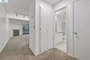 1511 Four Oaks Cir, San Jose, CA 95131 - Photo 10