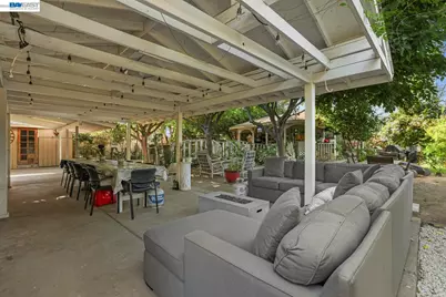 1427 Snyder St, Manteca, CA 95336 - Photo 16