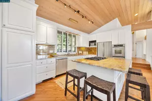 857 Las Trampas Rd, Lafayette, CA 94549 - Photo 8