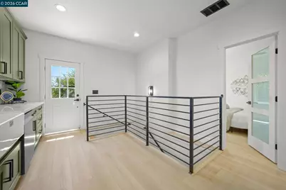 885 59th St, Oakland, CA 94608 - Photo 24