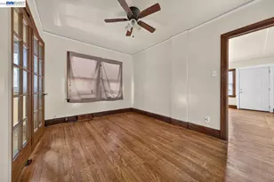 922 Arlington Ave, Oakland, CA 94608 - Photo 14