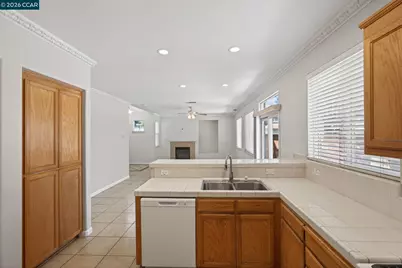 149 Maidenhair St, Pittsburg, CA 94565 - Photo 20