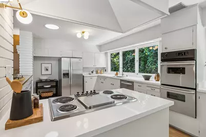 80 Wildwood Gdns, Piedmont, CA 94611 - Photo 30