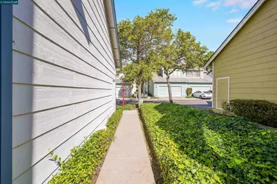 418 Dohrmann Ln, Pinole, CA 94564 - Photo 8