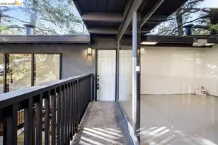 6855 Gunn Dr, Oakland, CA 94611 - Photo 24