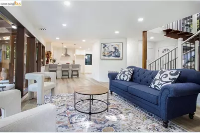 6855 Gunn Dr, Oakland, CA 94611 - Photo 8