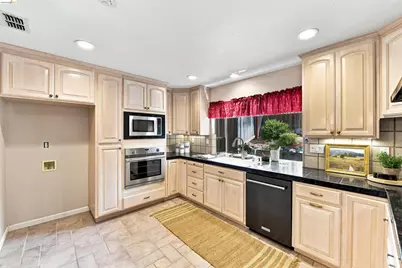 1734 Canberra Pl, El Dorado Hills, CA 95762 - Photo 14