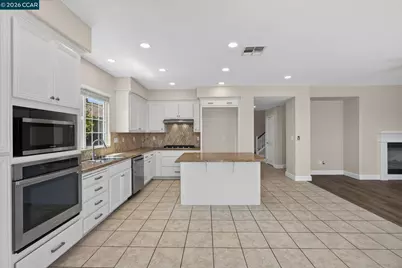 5668 Rosscommon Way, Antioch, CA 94531 - Photo 18