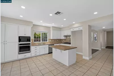 5668 Rosscommon Way, Antioch, CA 94531 - Photo 16